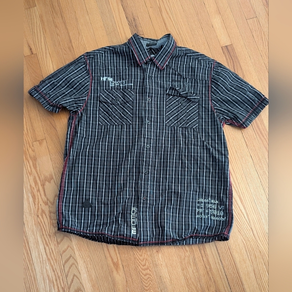 Trendy Black and White Plaid Button Down Shirt